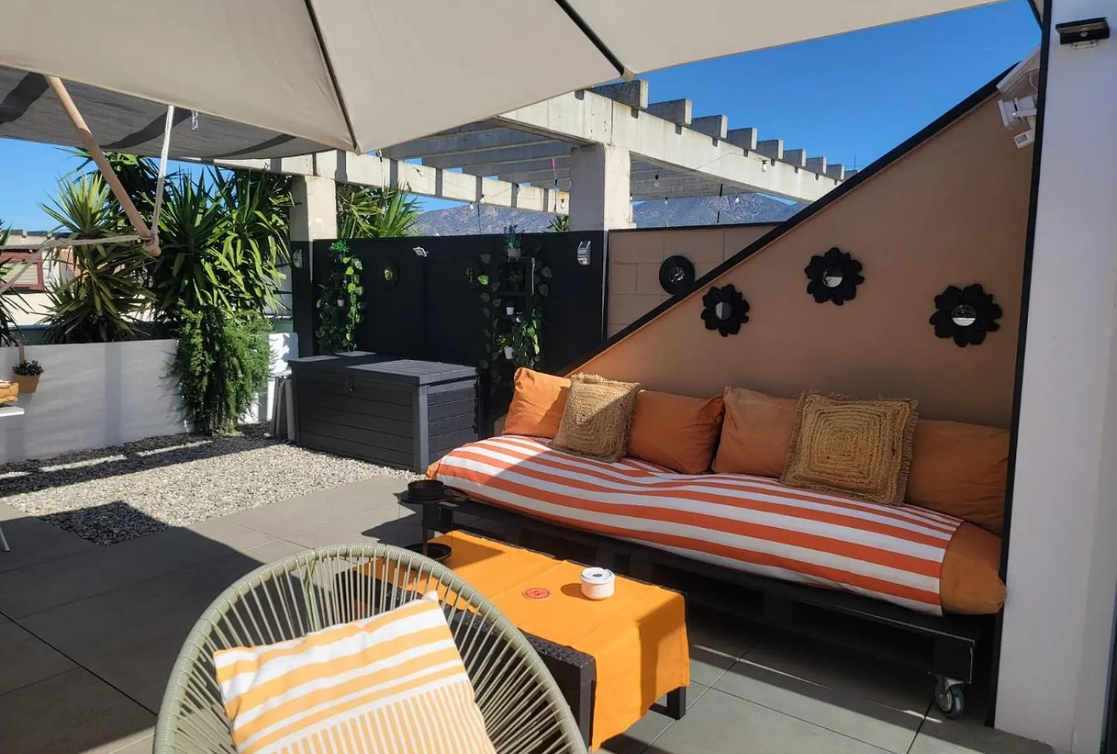 Superbe Appartement Avec Solarium Et Piscine Communautaire Roses 0*,  Španělsko