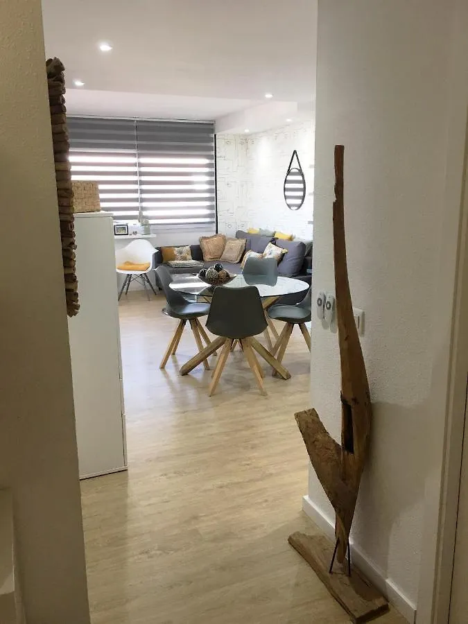 Apartment Superbe Appartement Avec Solarium Et Piscine Communautaire Roses Spain