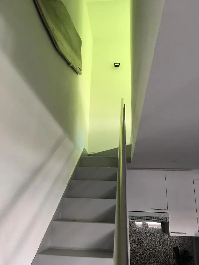 Apartment Superbe Appartement Avec Solarium Et Piscine Communautaire Roses