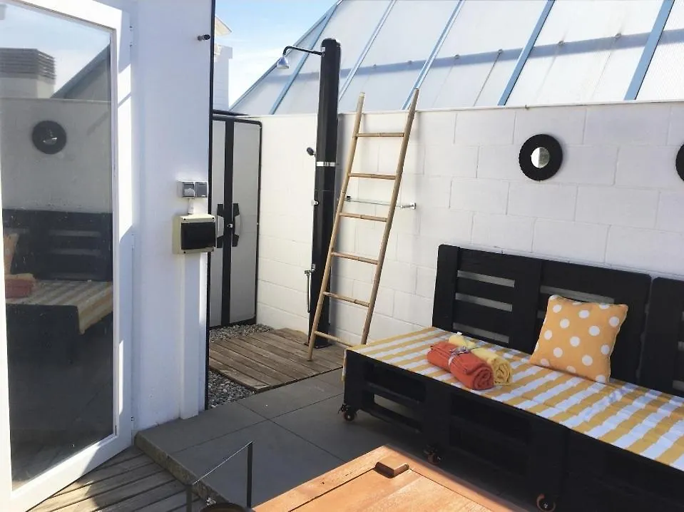 Apartment Superbe Appartement Avec Solarium Et Piscine Communautaire Roses Spain